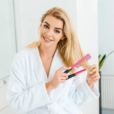 💗Final Hour Buy 1 Get 1 Free💇‍♀️V-shaped clip design curling comb🪮Smooth & Shiny Hair in Minutes